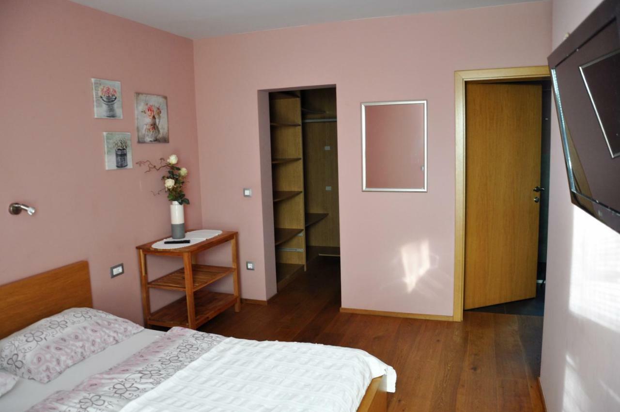 Apartma Rosa Spodnji Otok Dış mekan fotoğraf