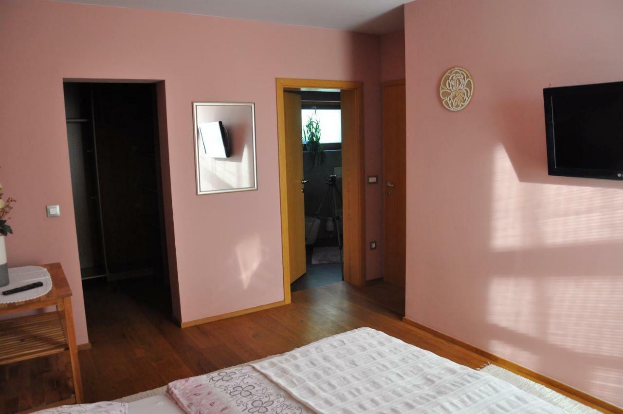 Apartma Rosa Spodnji Otok Dış mekan fotoğraf