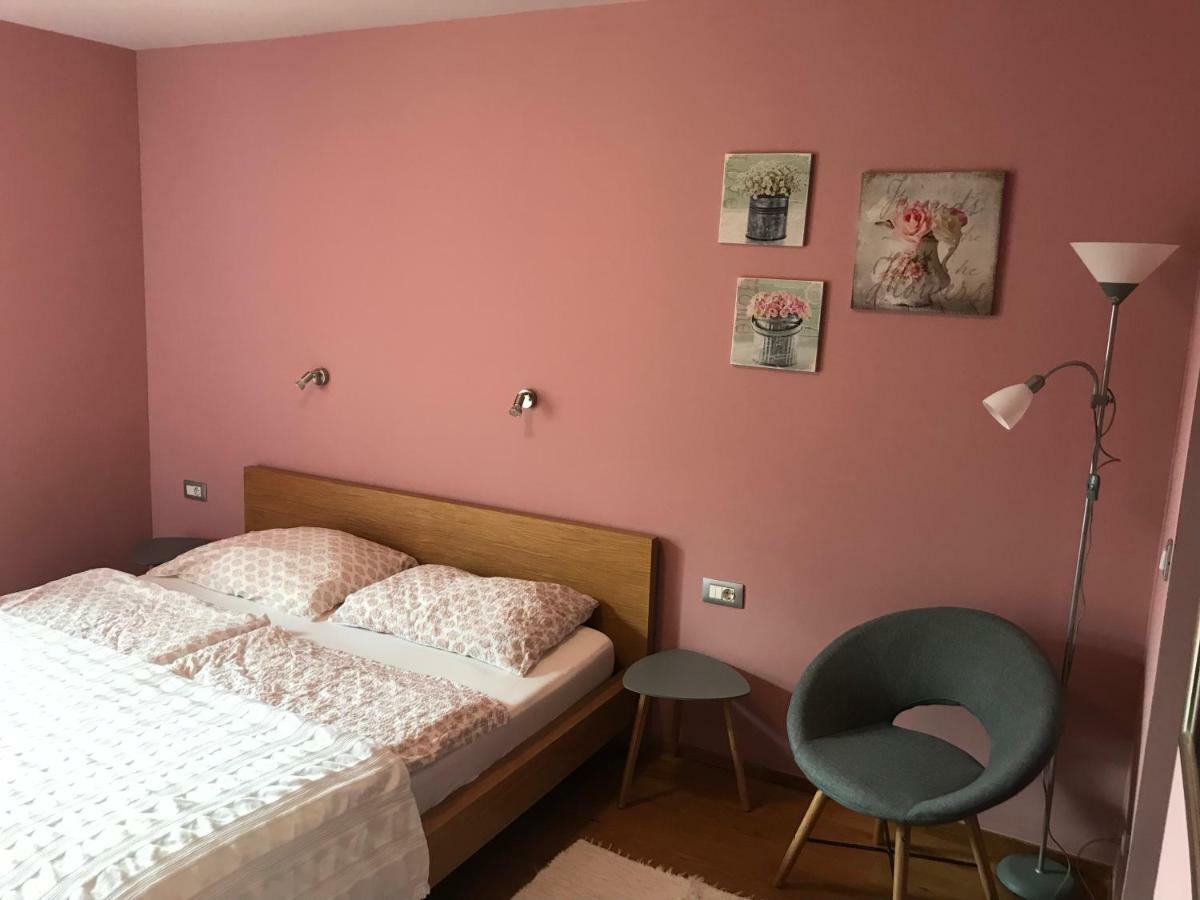 Apartma Rosa Spodnji Otok Dış mekan fotoğraf